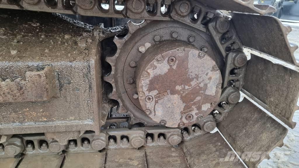 JCB JS 145 LC Bandgrävare