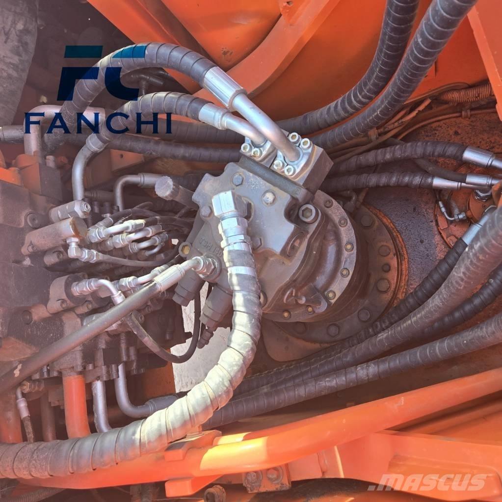 Doosan DX 225 LC Bandgrävare