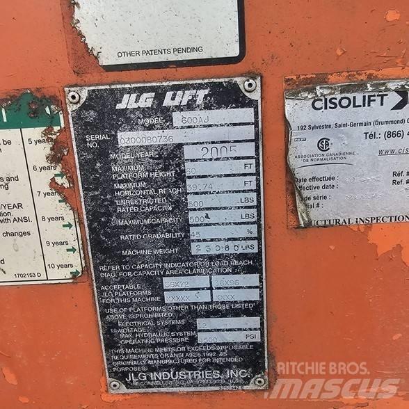 JLG 600AJ Bomliftar