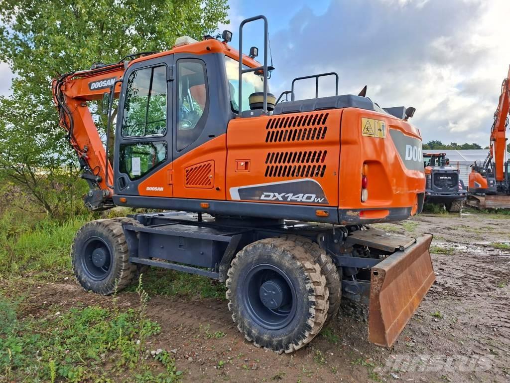 Doosan DX140W-5 Hjulgrävare