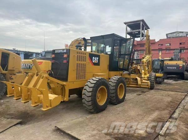 CAT 140 K Väghyvlar
