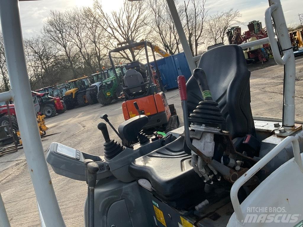 Takeuchi TB 216 Minigrävare < 7t