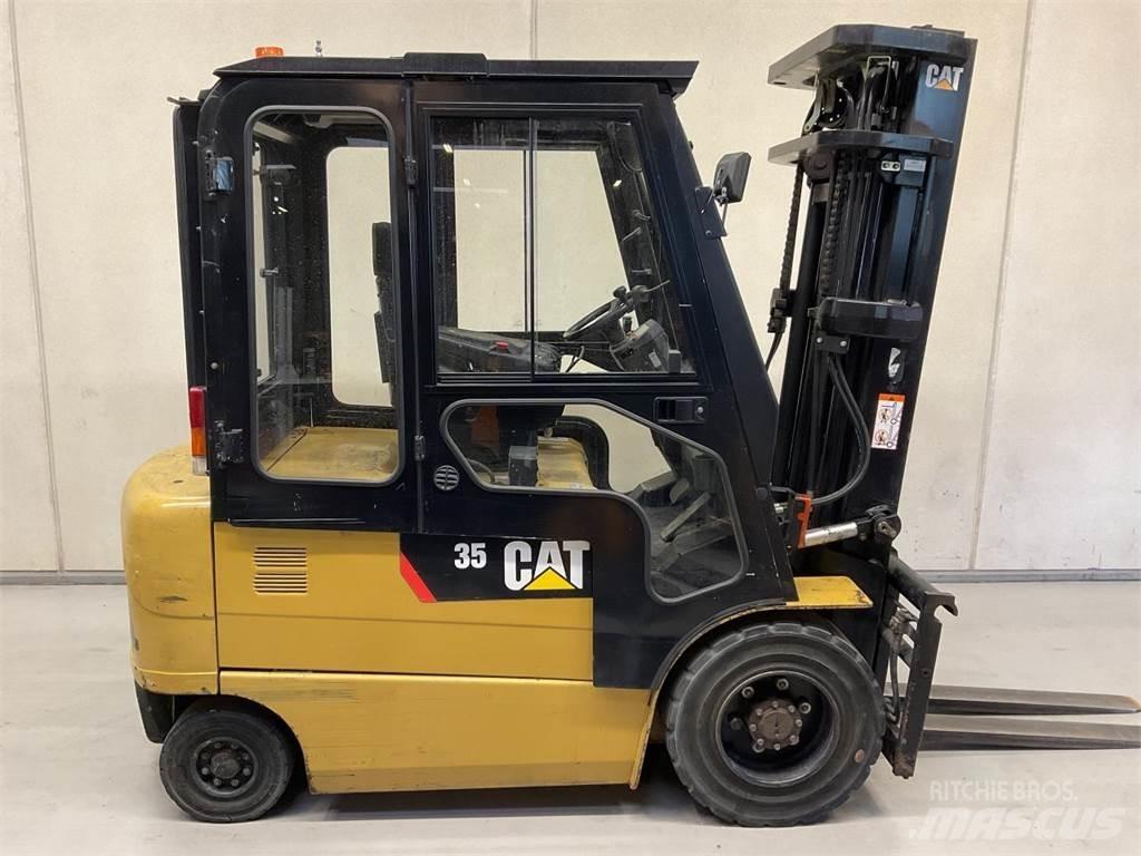CAT EP35K-PAC Elmotviktstruckar