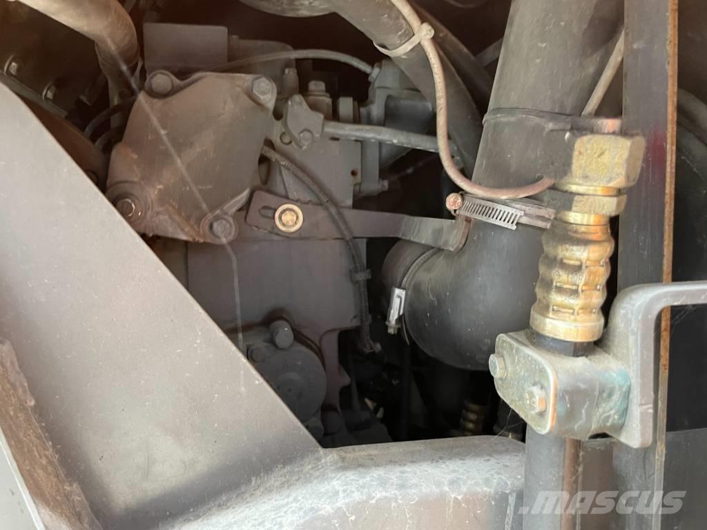 ABG TITAN 2820 Asfaltsläggningsmaskiner