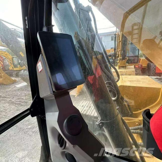 CAT 320 Bandgrävare