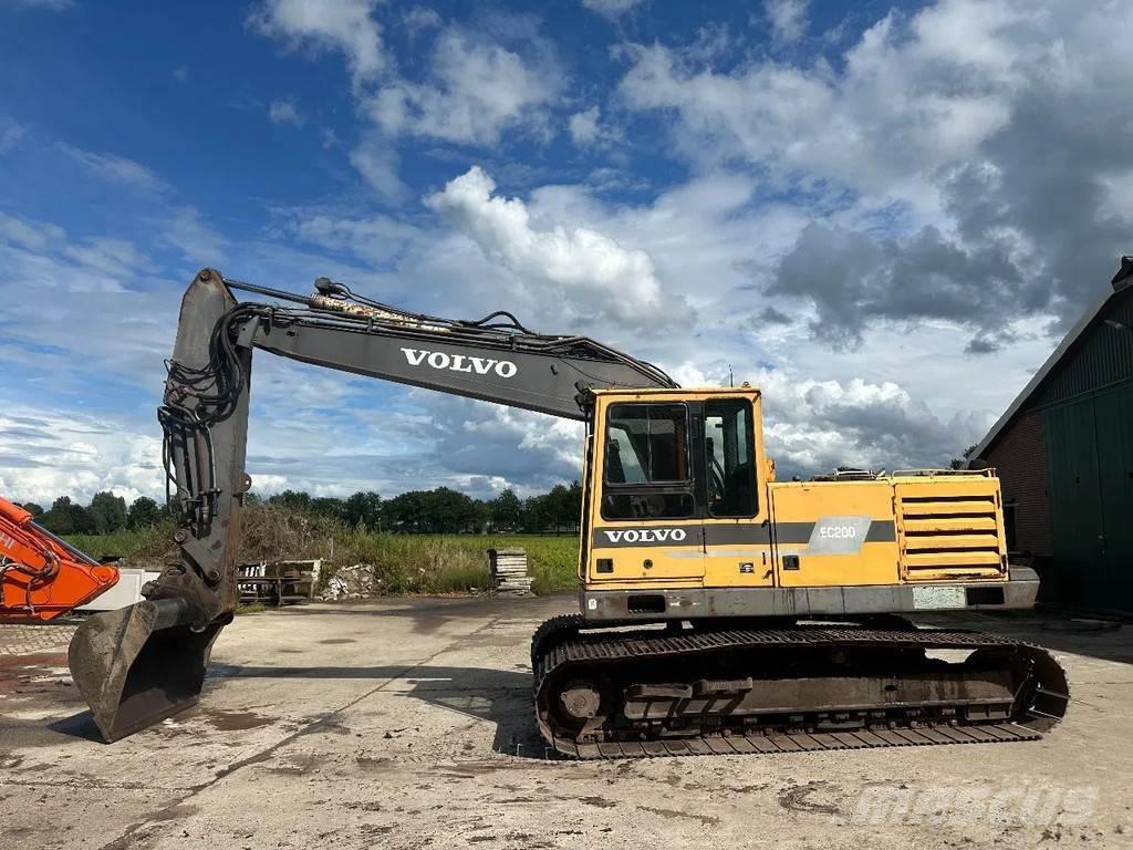 Volvo EC200 Bandgrävare