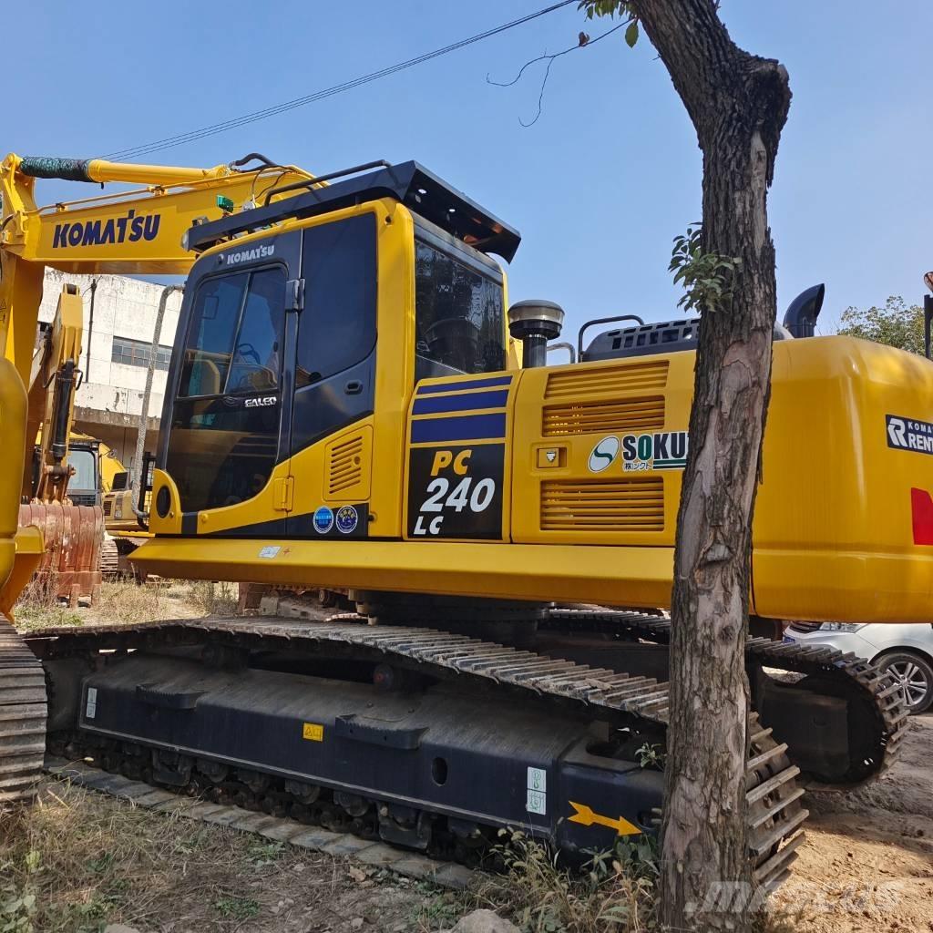 Komatsu PC 240 LC Bandgrävare