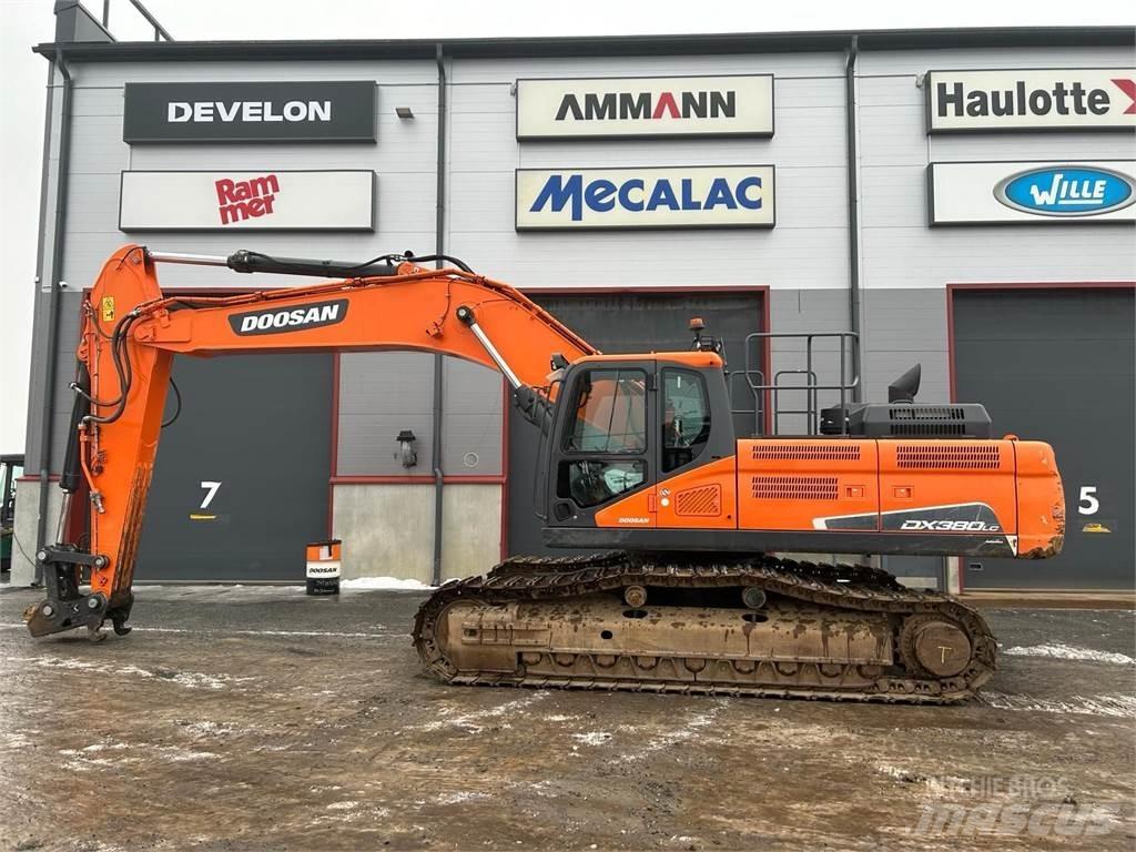 Doosan DX380LC-5 Bandgrävare