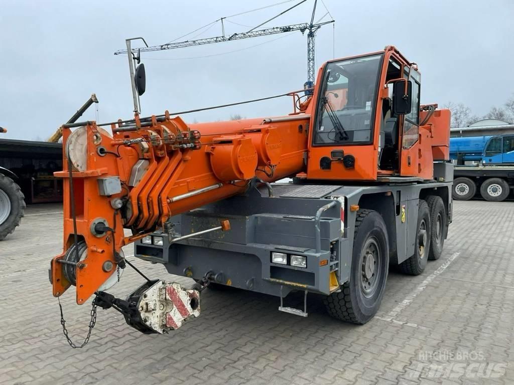 Demag AC 40-1 City Allterrängkranar