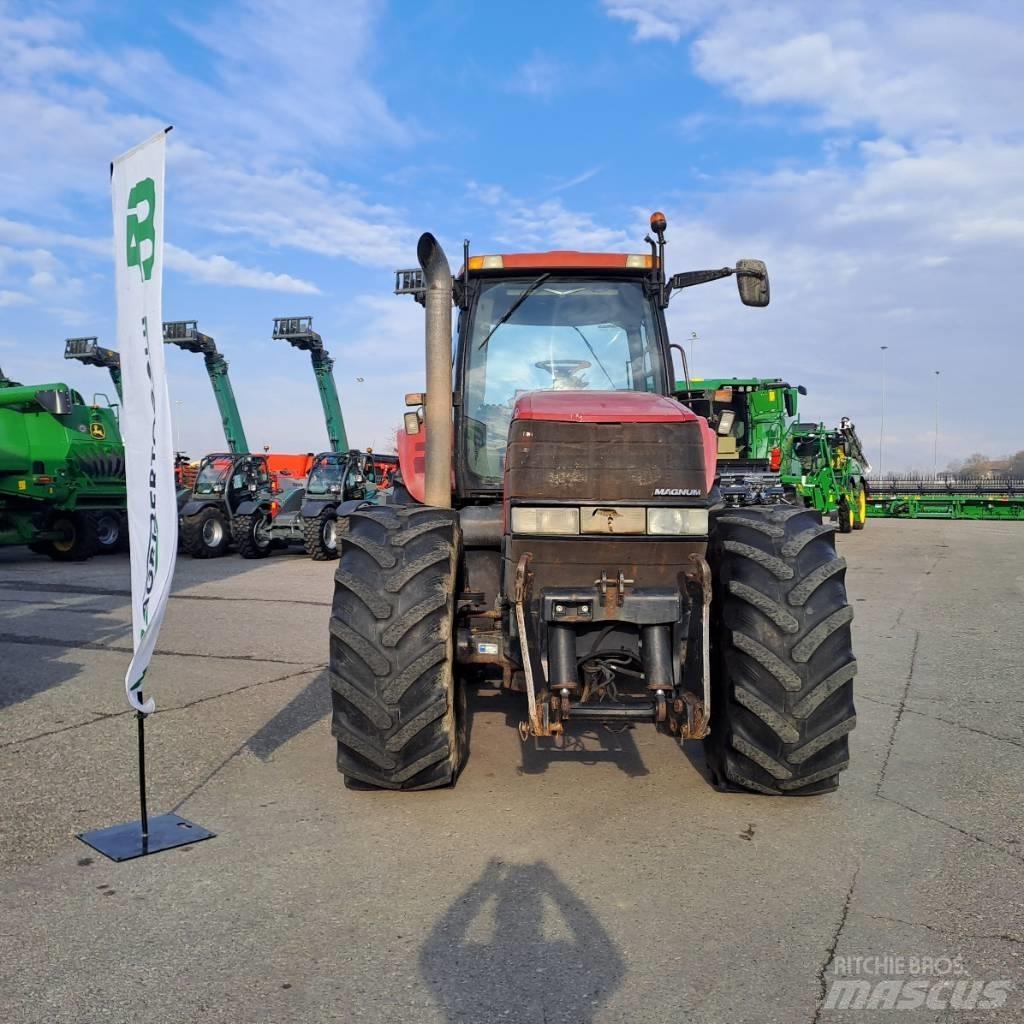 CASE MAGNUM  MX 285 Traktorer