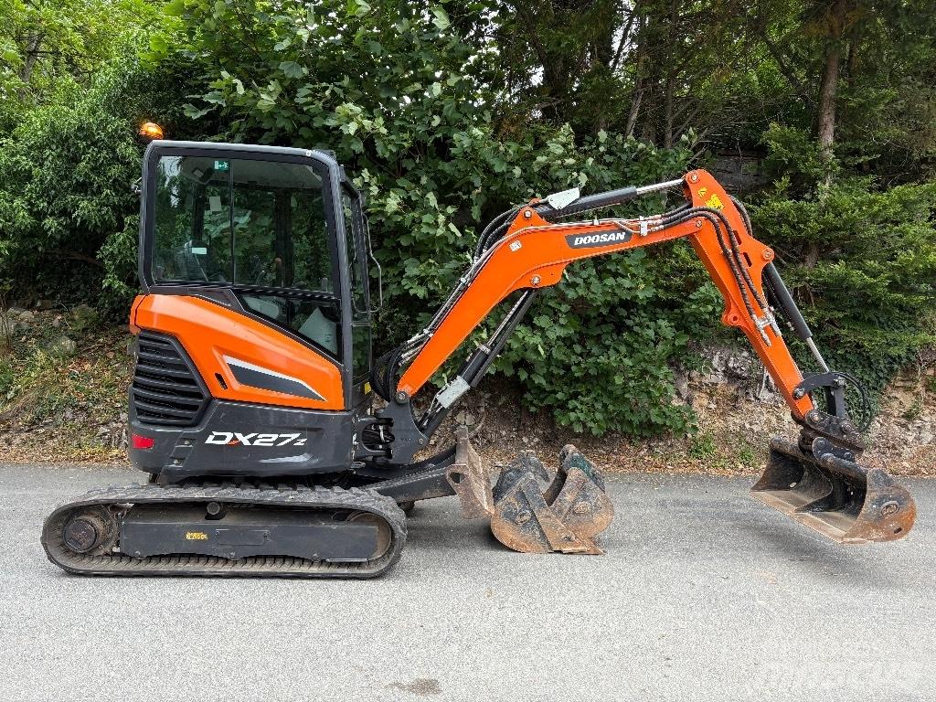 Doosan DX 27 Z Minigrävare < 7t