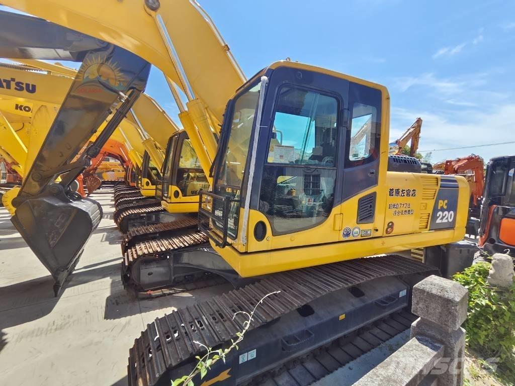 Komatsu PC 220-8 Bandgrävare