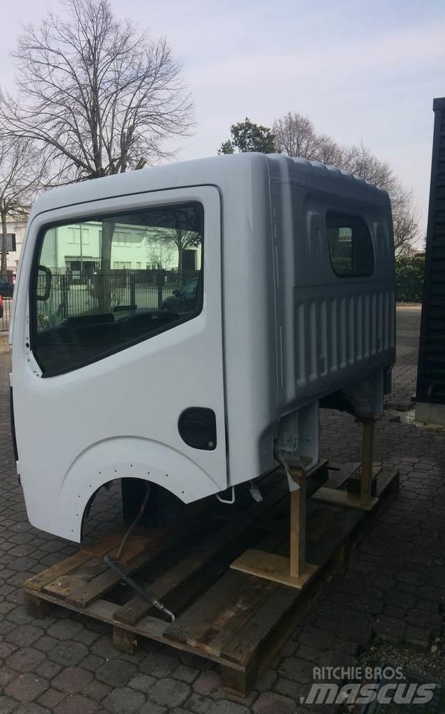 Renault Maxity Hytter och interiör