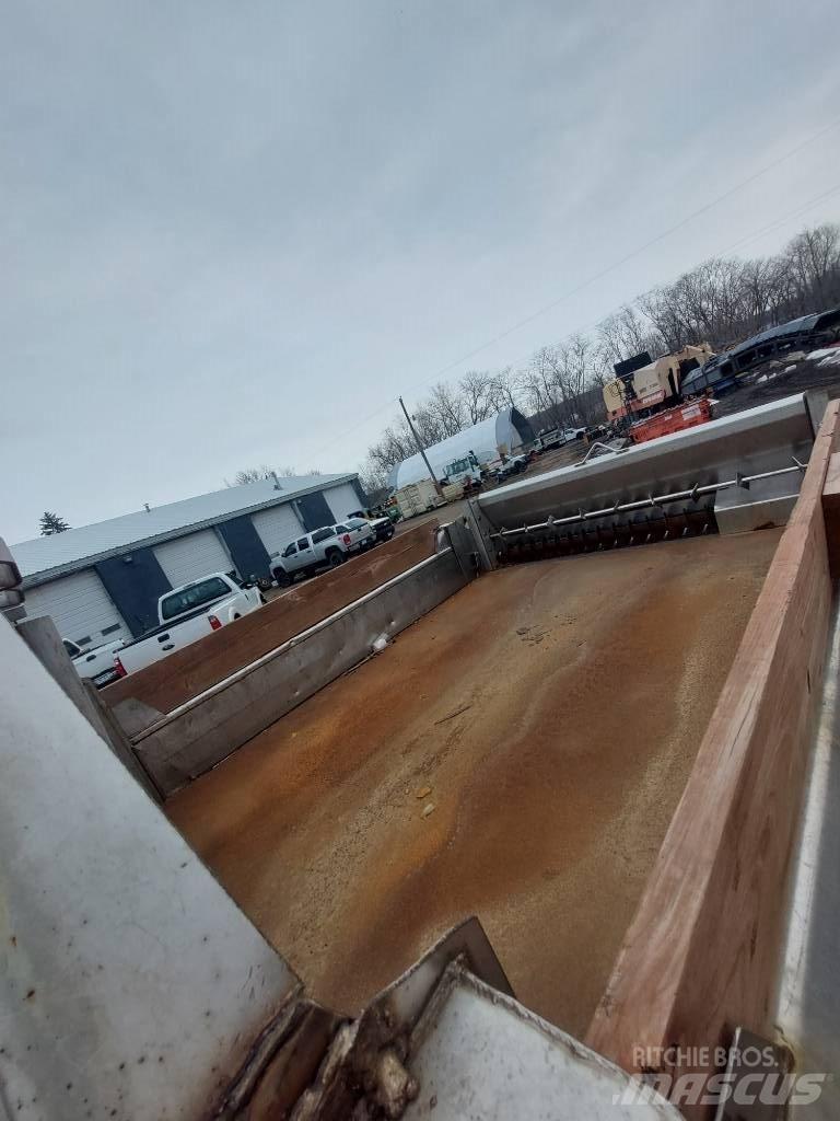 Ford F 550 XLT Snöblad och plogar