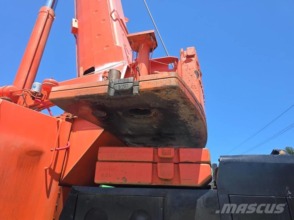Liebherr LTM 1090-2 Allterrängkranar
