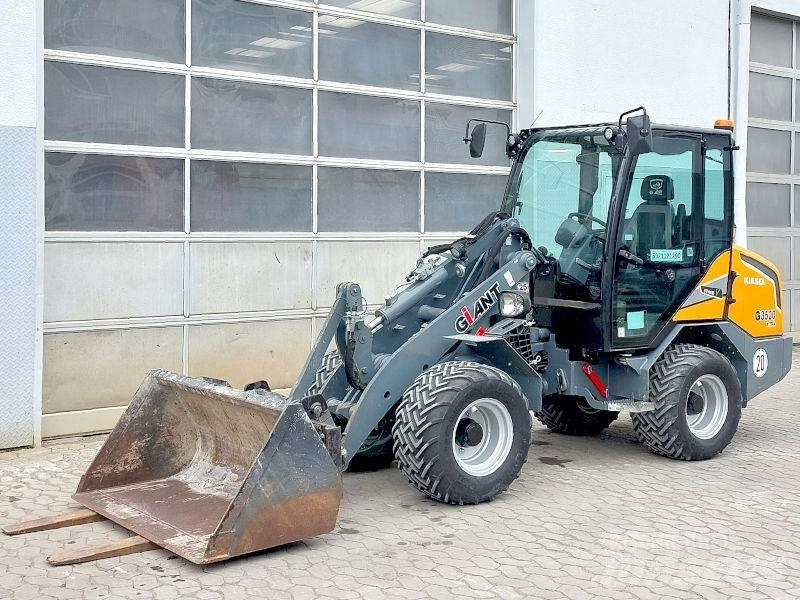 Giant G 3500 X-Tra Kompaktlastare