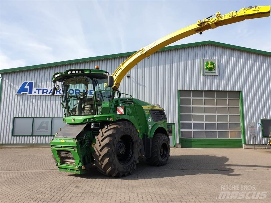 John Deere 9900 Fälthackar