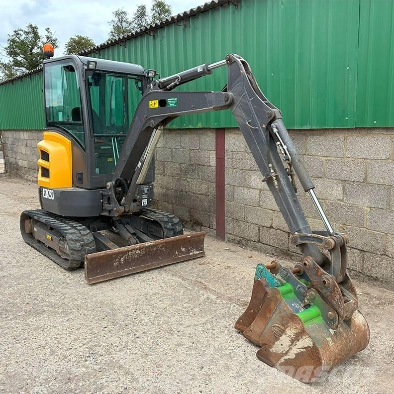 Volvo ECR25D Minigrävare < 7t