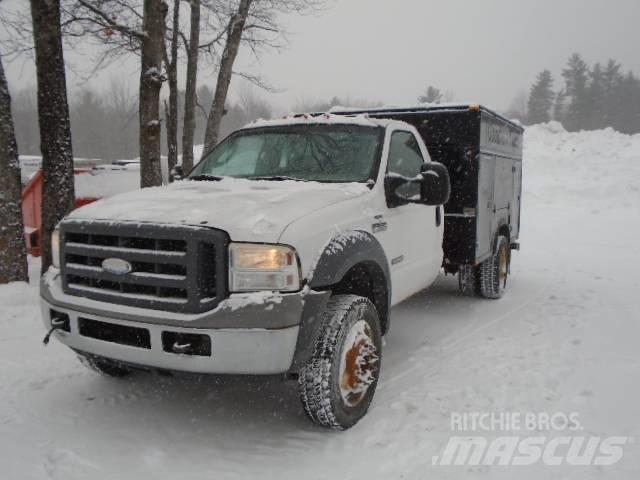 Ford F 550 XL SD Plogbilar