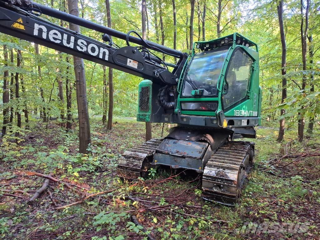 Neuson 183HVT Skördare