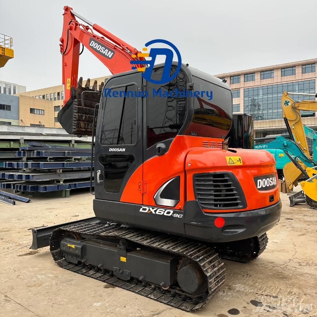 Doosan DX 60 Minigrävare < 7t