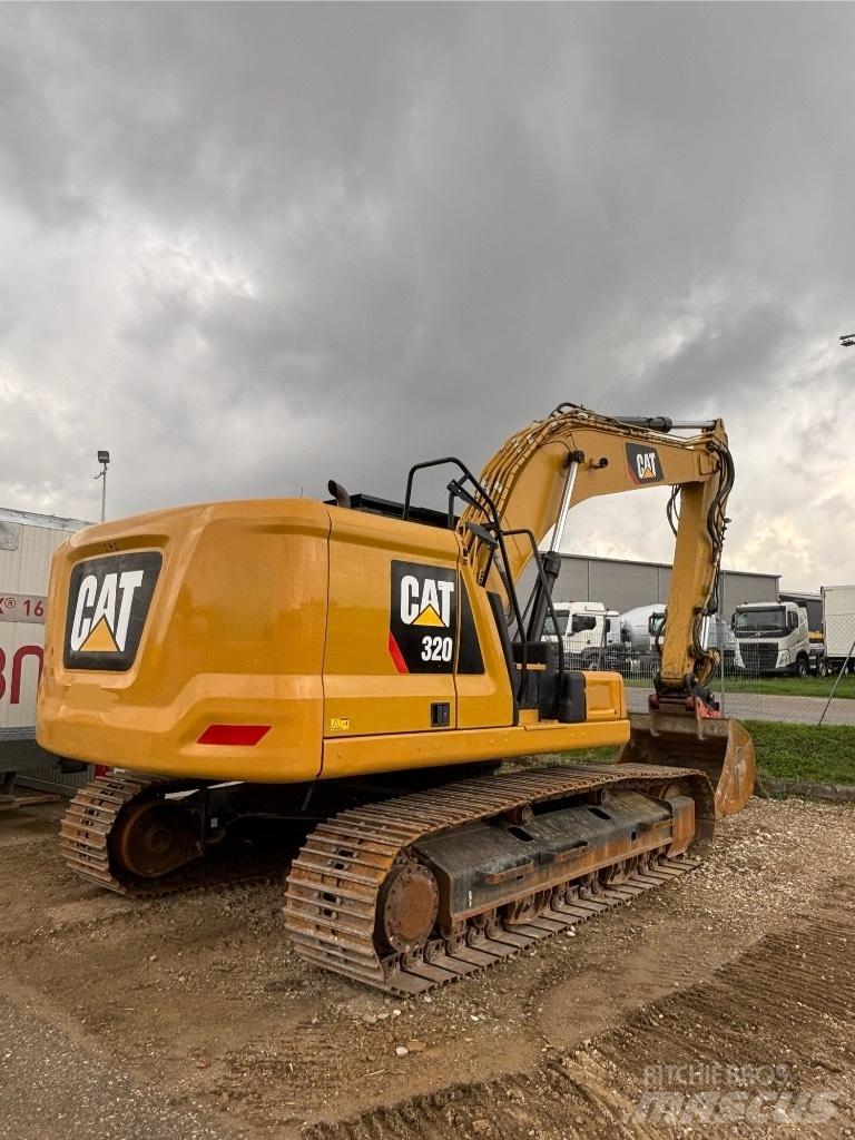 CAT 320 Bandgrävare