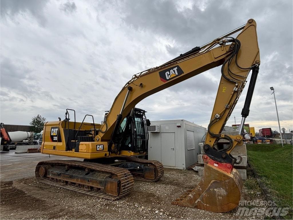 CAT 320 Bandgrävare