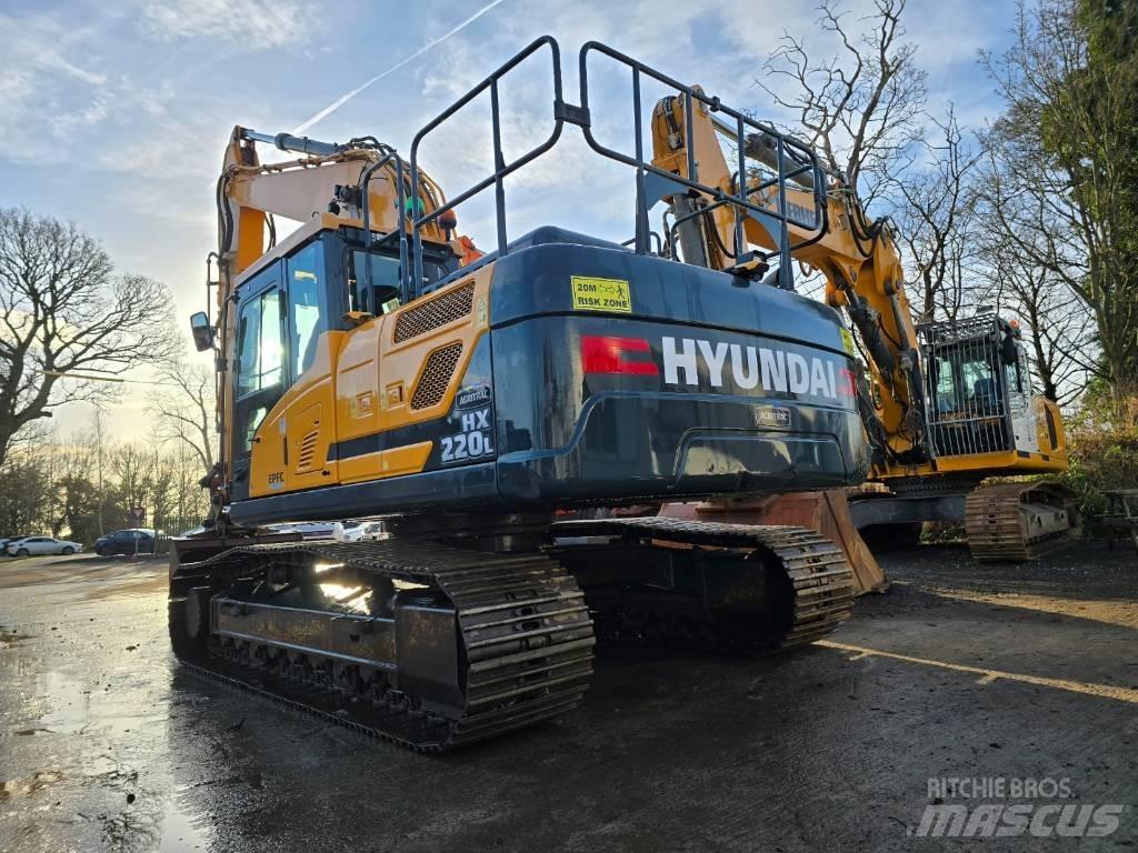 Hyundai HX220L Bandgrävare