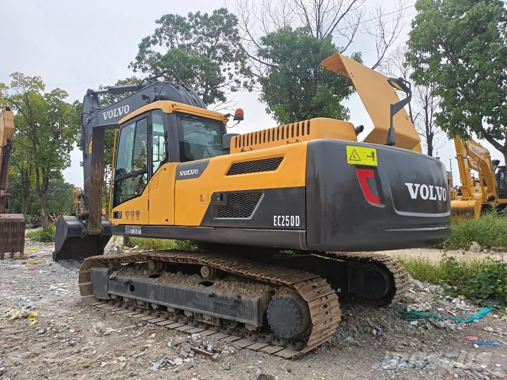 Volvo ec250 Bandgrävare