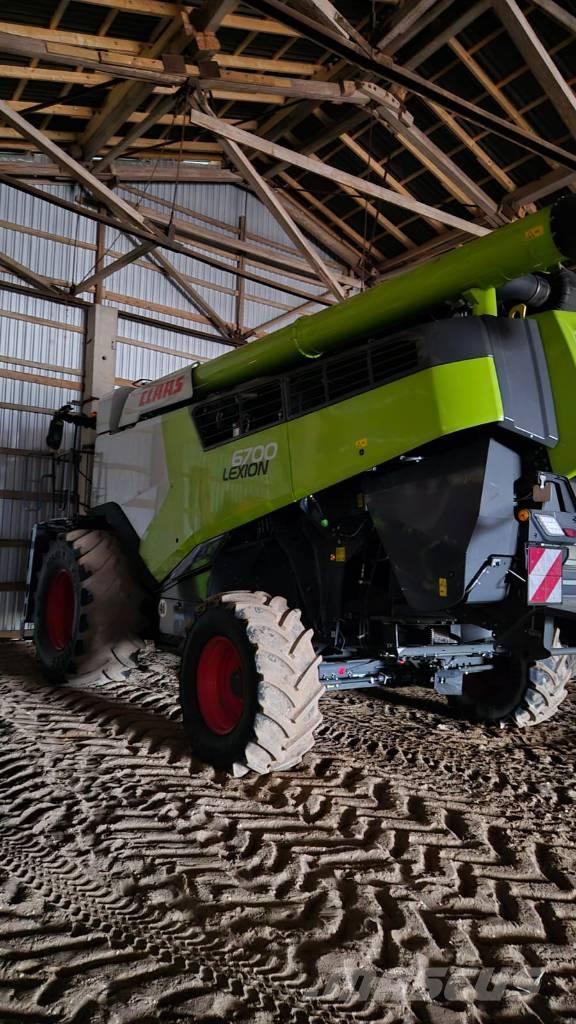 CLAAS Lexion 6700 Skördetröskor