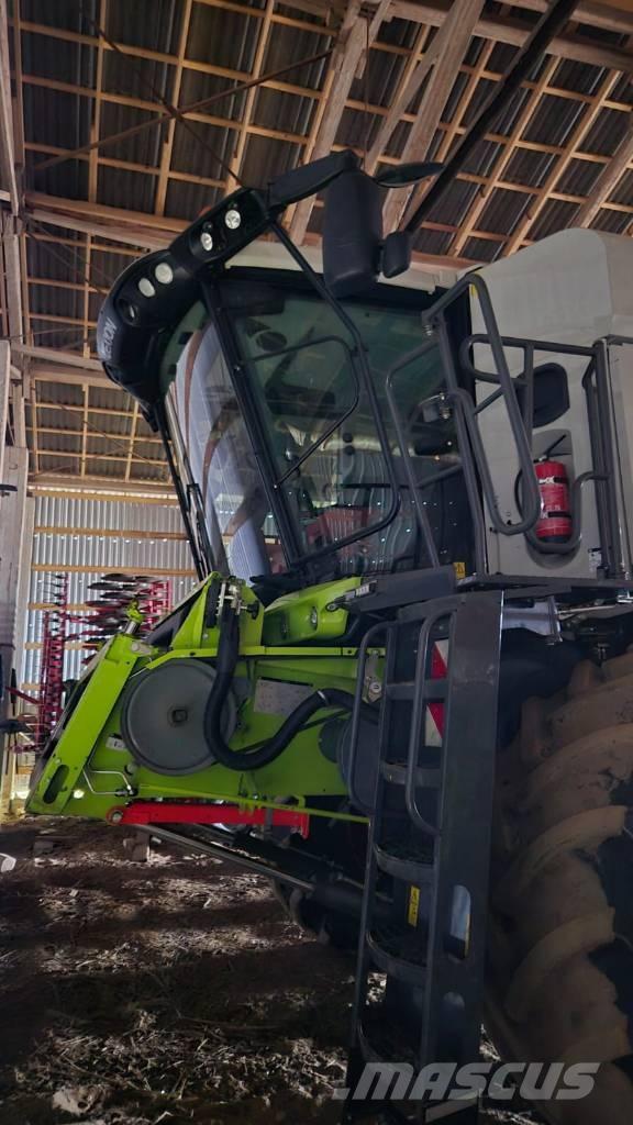 CLAAS Lexion 6700 Skördetröskor