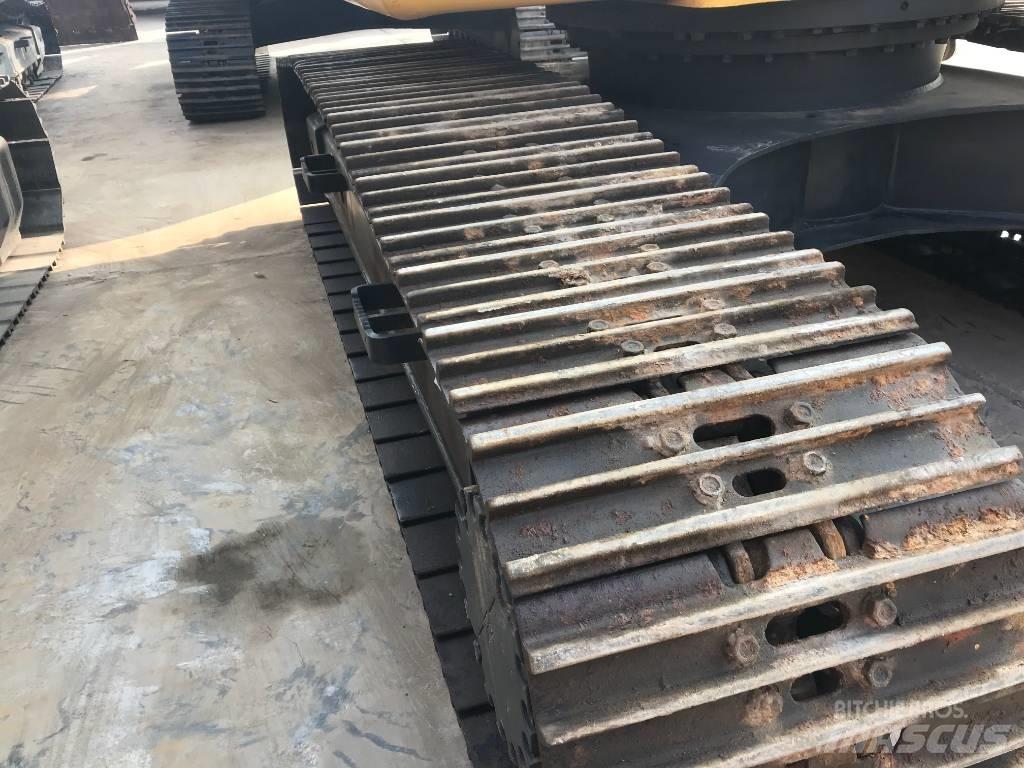 Komatsu PC 200-8N1 Bandgrävare