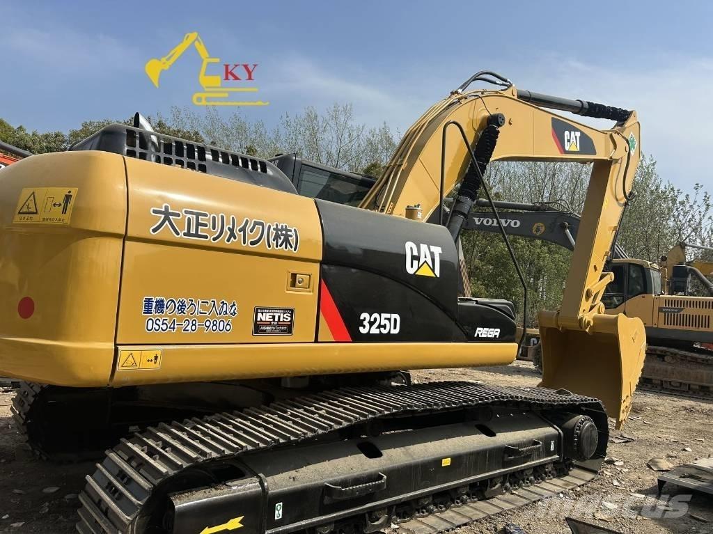 CAT 325 Bandgrävare