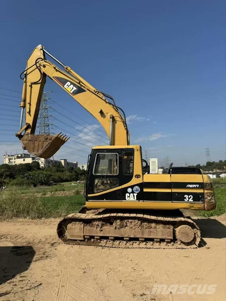 CAT 320 B Bandgrävare