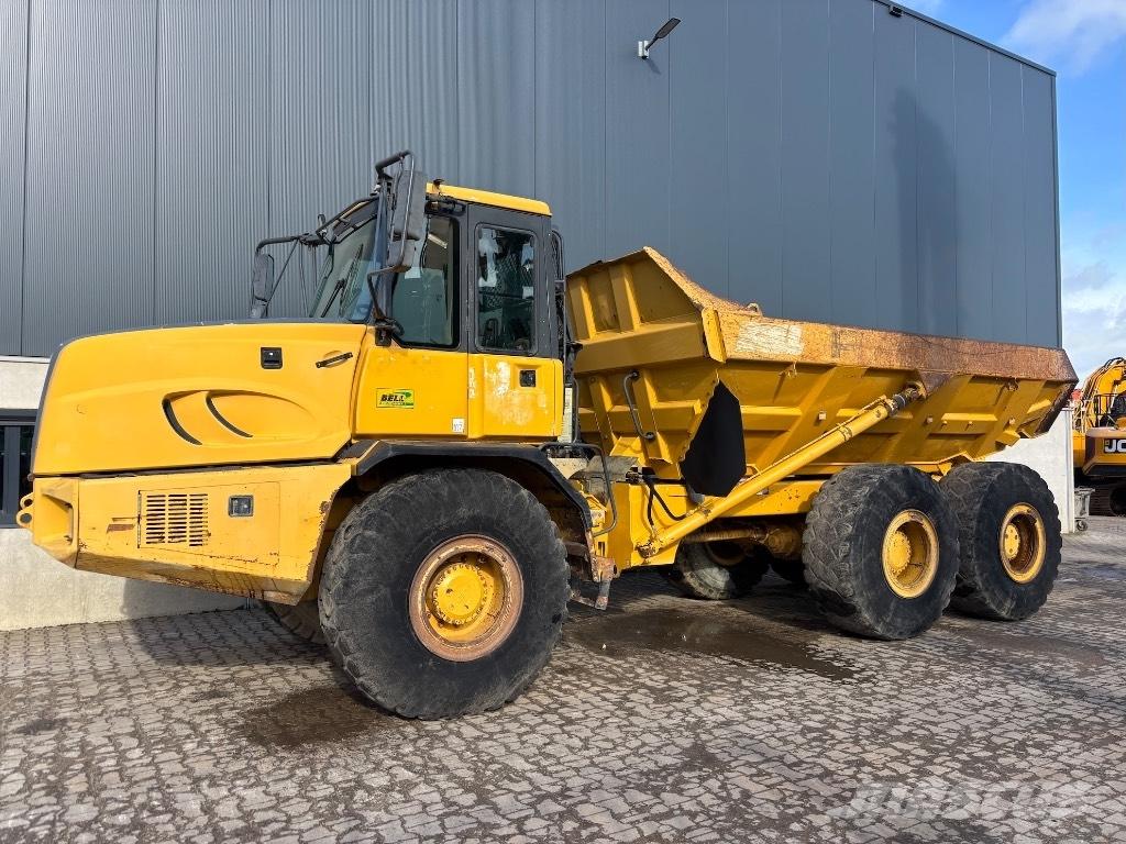 Bell B 25 D Midjestyrd dumper