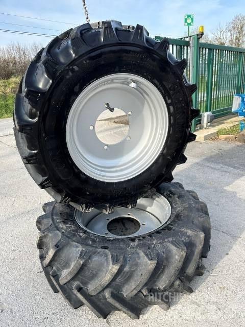  GREENEX 320/70R28 Däck, hjul och fälgar