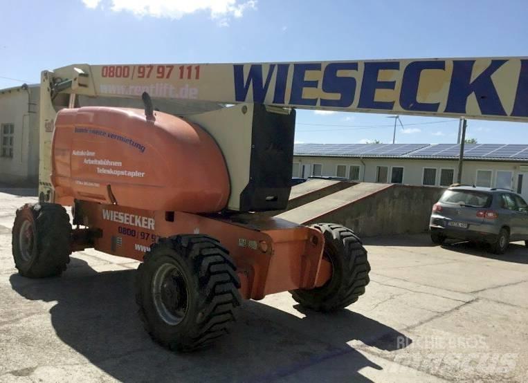 JLG 800 AJ Bomliftar