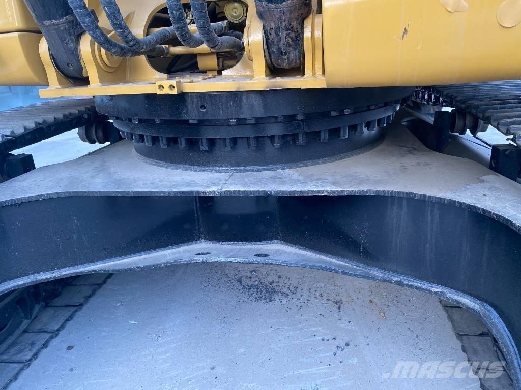 CAT 336 D Bandgrävare