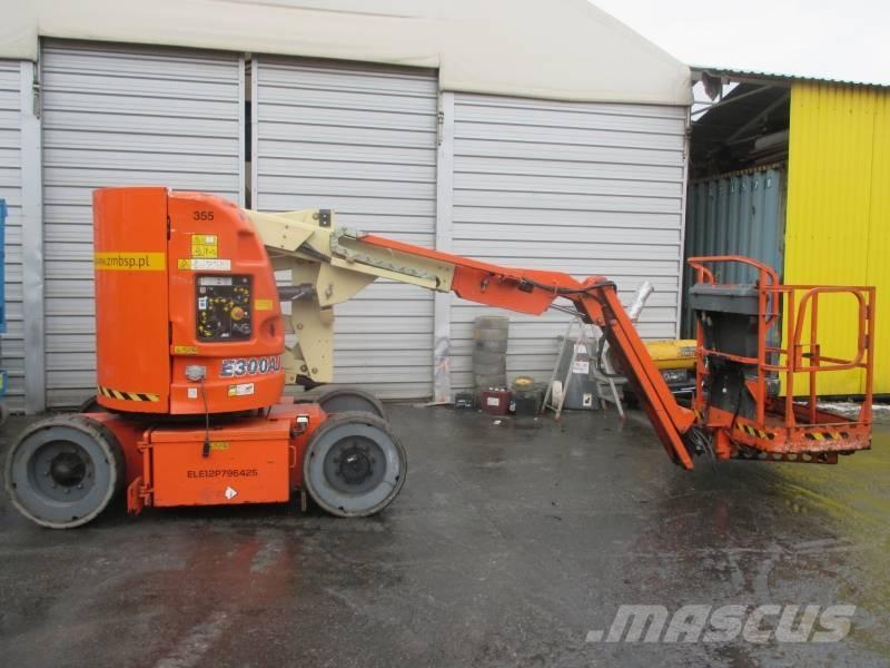 JLG E 300 AJ Bomliftar