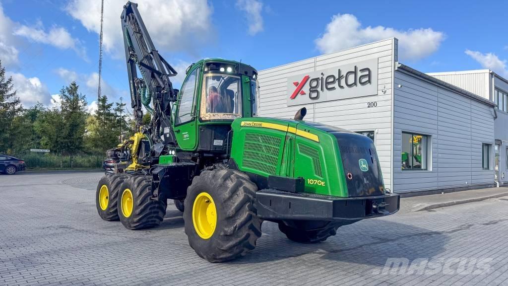 John Deere 1070 E Skördare
