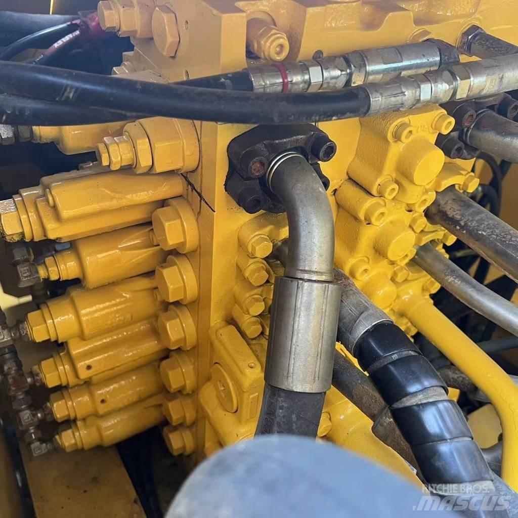 Komatsu PC 240 Bandgrävare