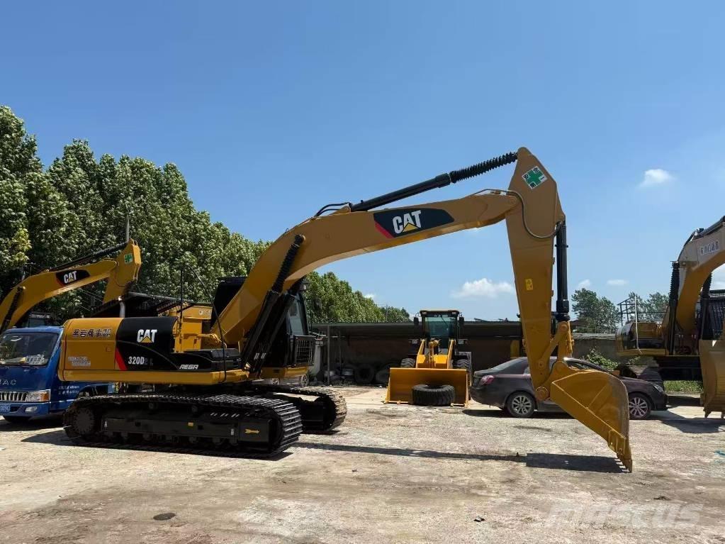 CAT 320 D Bandgrävare