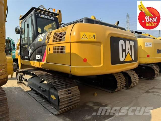 CAT 325 D L Bandgrävare