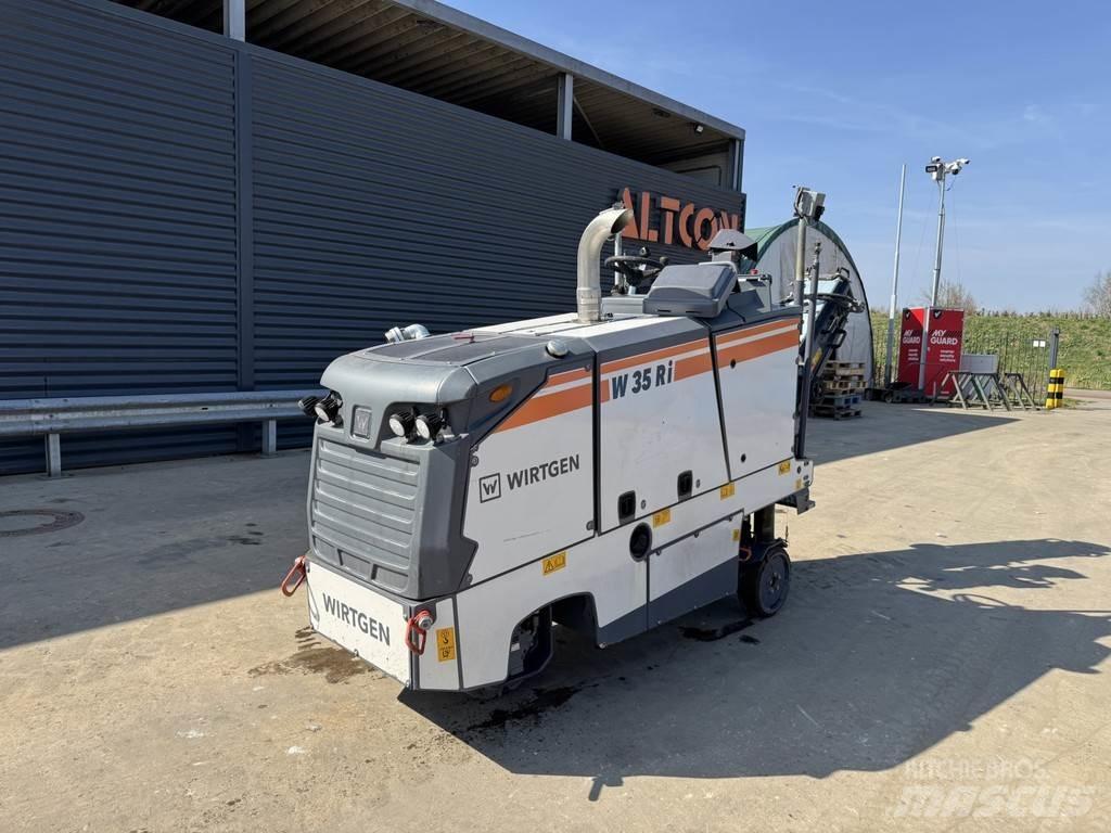Wirtgen W 35 RI Asfaltskallfräsmaskiner