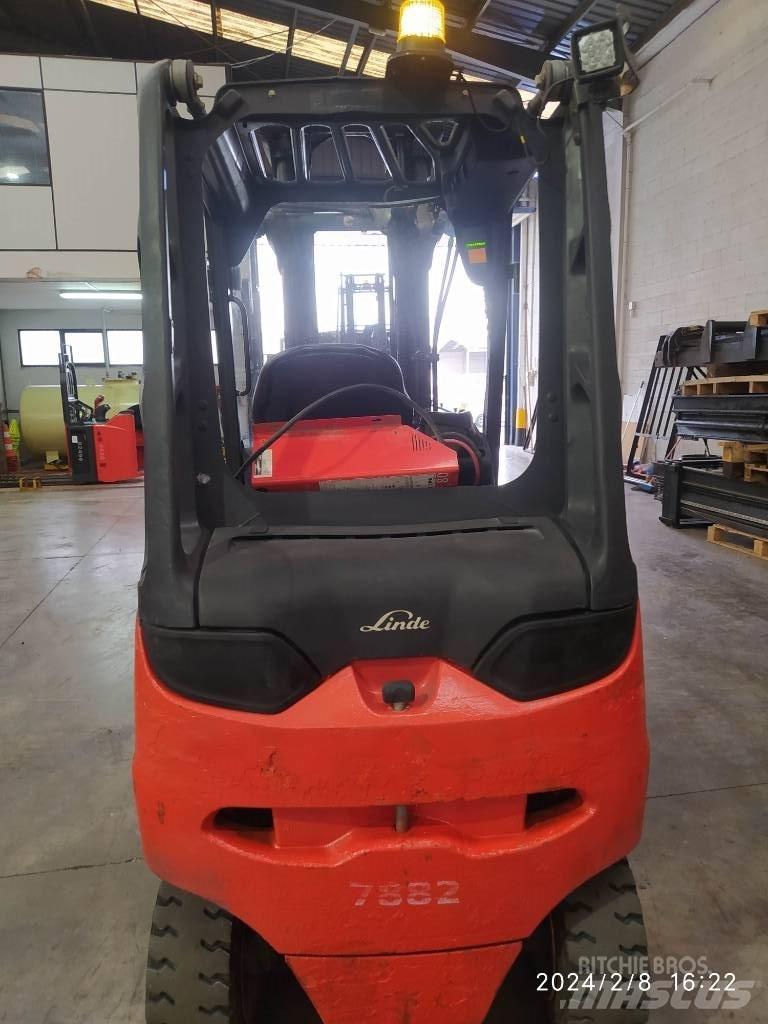 Linde E30/600 Elmotviktstruckar