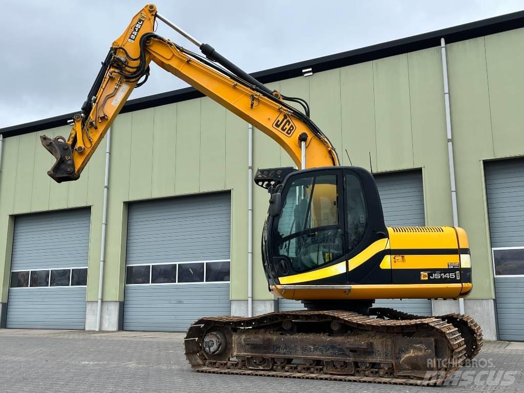 JCB JS 145 HD Bandgrävare