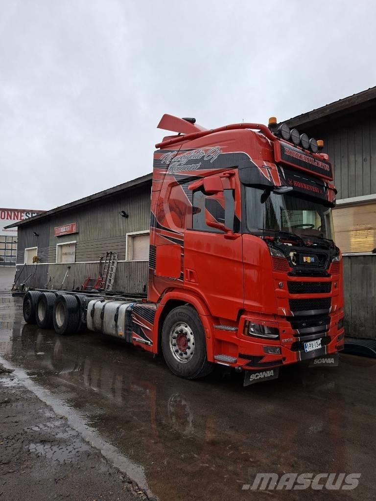 Scania R 560 Chassier