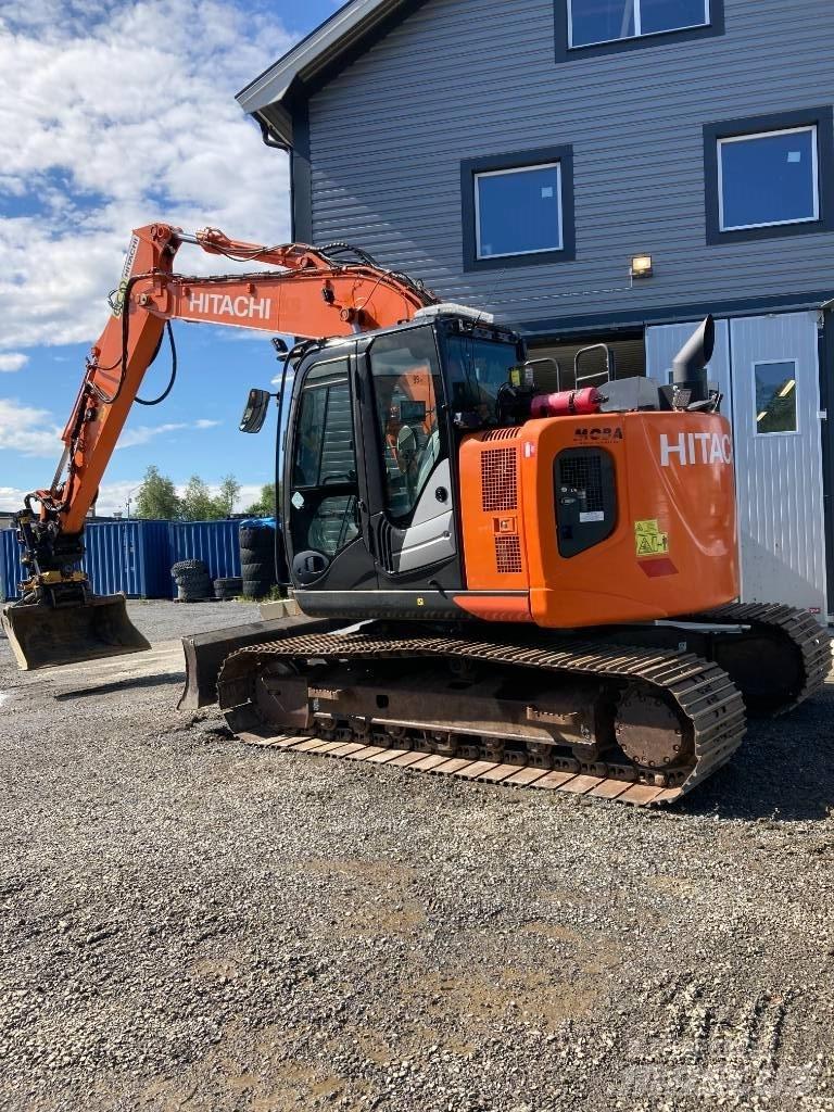 Hitachi ZX 135 US-6 Bandgrävare