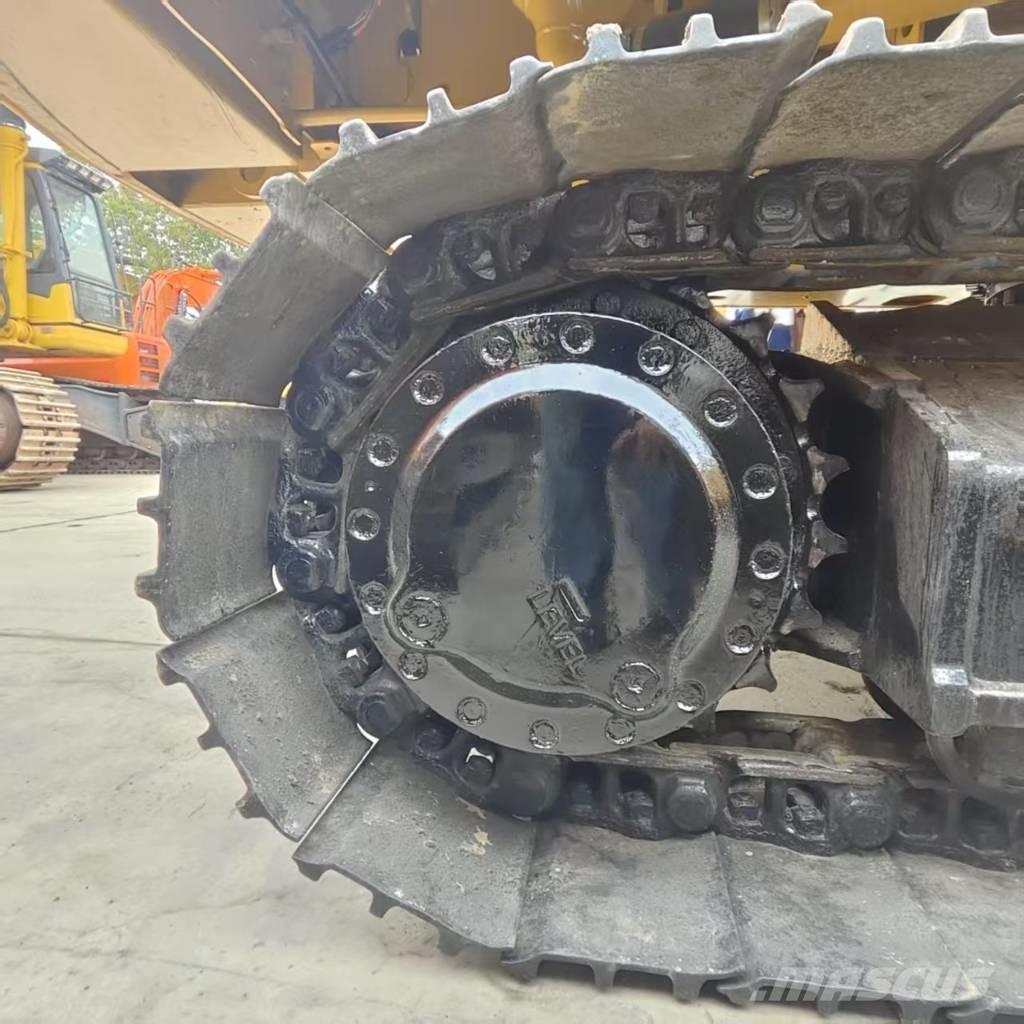 CAT 320 GC Bandgrävare