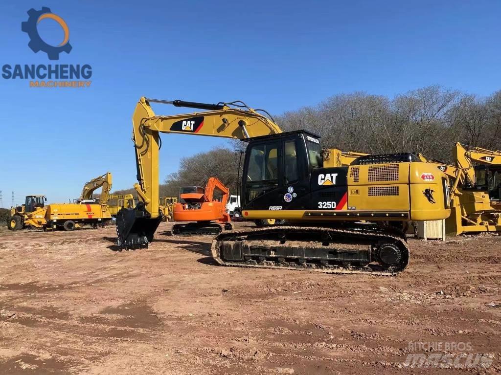 CAT 325 D Bandgrävare